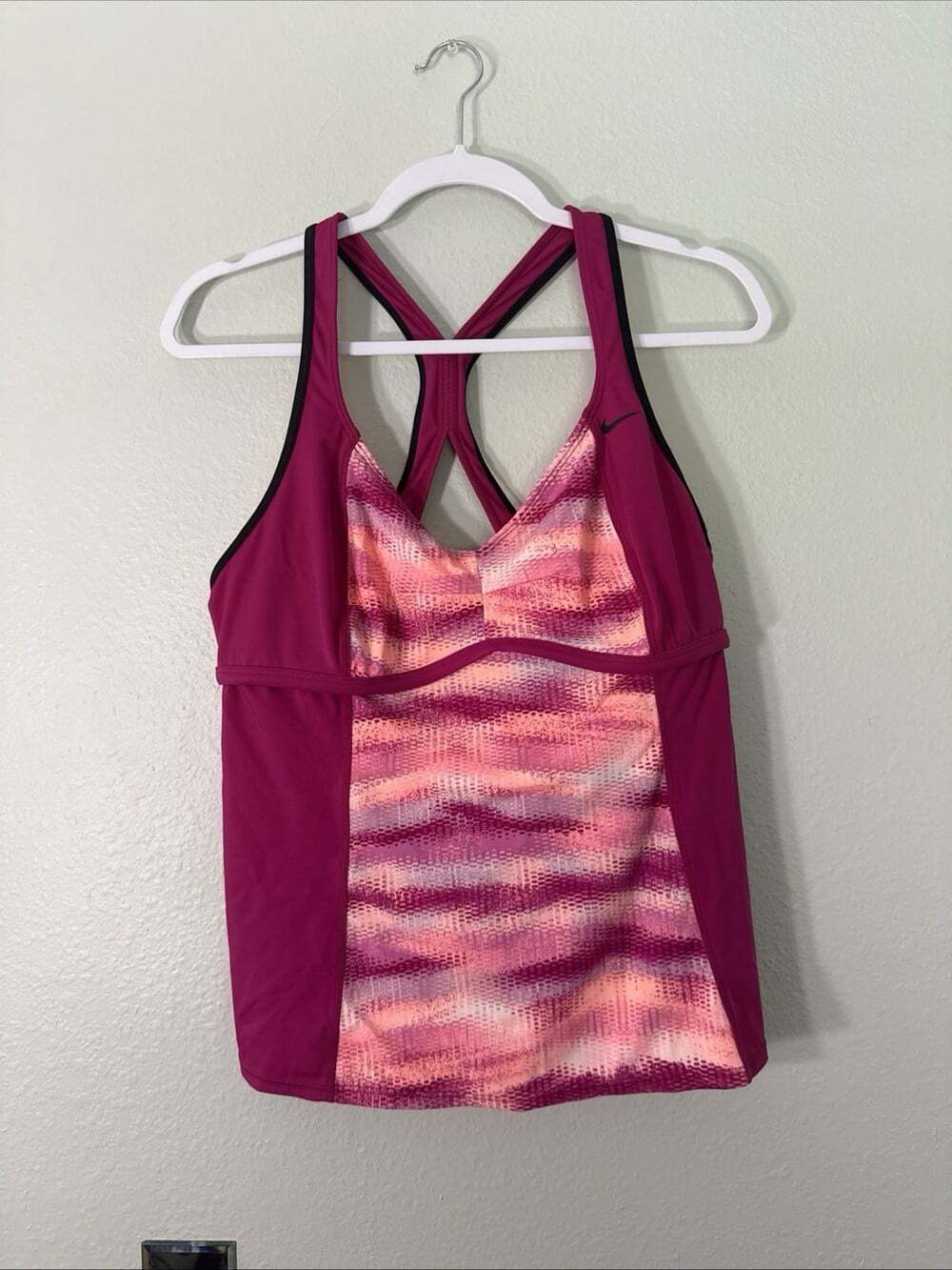 Nike Women’s Tankini Swimsuit Top Racerback - Pink Size XL (Without Padding)
